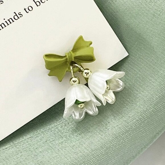 🔥2/$20 Flower Earrings S925 Silver Pin - Picture 7 of 7